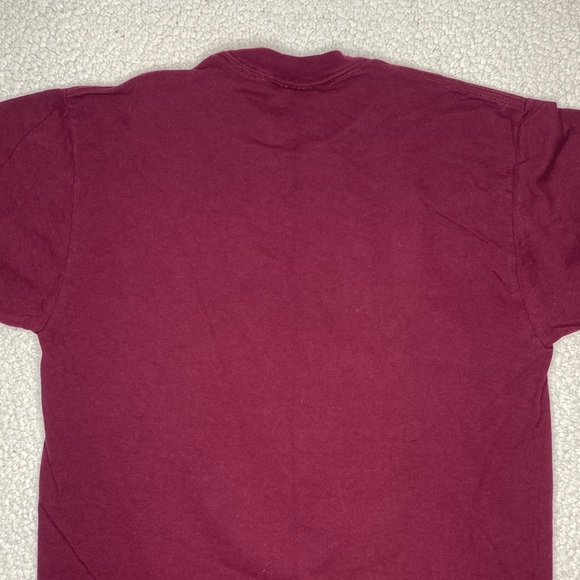 Vintage Jerzees Gatlinburg Tennessee Wolf T-Shirt: Size Medium - Picture 5 of 9